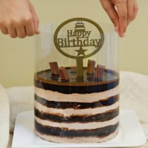 Kit Kat Pull Me Up Cake